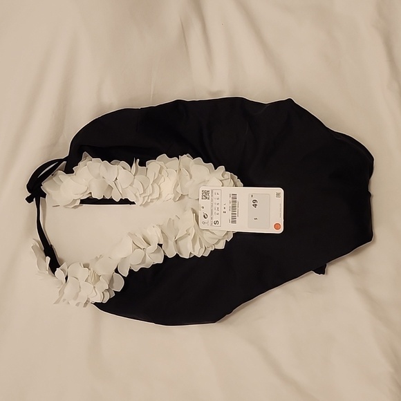 Zara one piece cross strap swimsuit size S - Picture 5 of 5